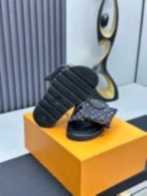 wholesale quality louis vuitton pool pillow comfort sandals model no. 44